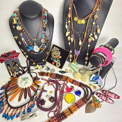 Garnet Beaded Necklace & Earrings; Costume Jewelry; Barrettes 