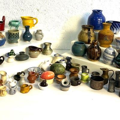 Miniature Pottery & Metalware Collectibles