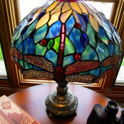 Sale Photo Thumbnail #5: Dragonfly stained glass lamp