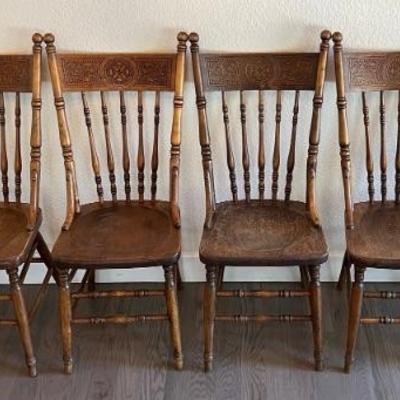 Set Of (6) Antique Spindle Back Carved Wood Dining Chairs  