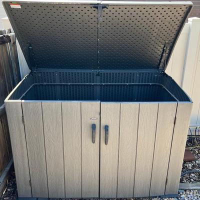 Large Lifetime Outdoor Plastic 2 Door Lift Top Storage Box Model 60212U