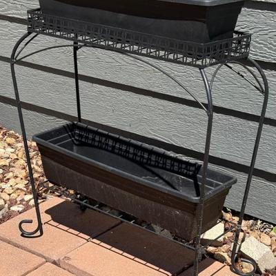 Black Metal 2 Tier Plant Stand With Plastic Planters