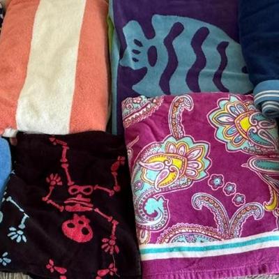 Large Lot Of Beach Towels - Members Mark, Jakson, Outdoor Oasis, And More