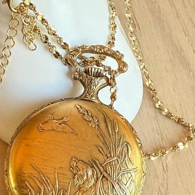 Baylor 17 Jewels Dog & Bird Pocket Watch On Gold Tone 30 Inch Chain 
