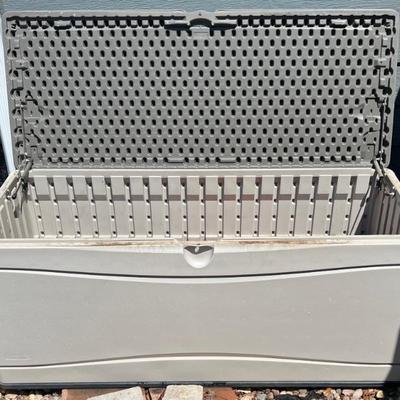 Lifetime Lift Top Plastic Outdoor Storage Box