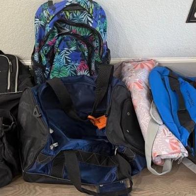 Soft Travel Bags - Biaggi, Nautica, Stormtech, J World New York, And Ozark Trail