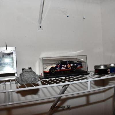 699 laundry room