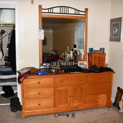 580 bedroom a