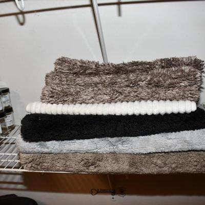 695 laundry room