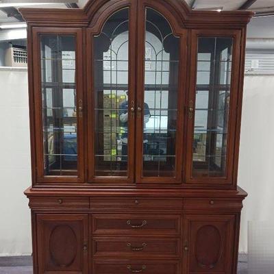 LEXINGTON China Hutch