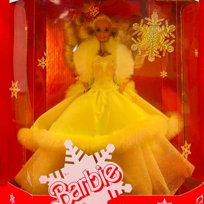 1989 Happy Holidays Barbie Special Edition