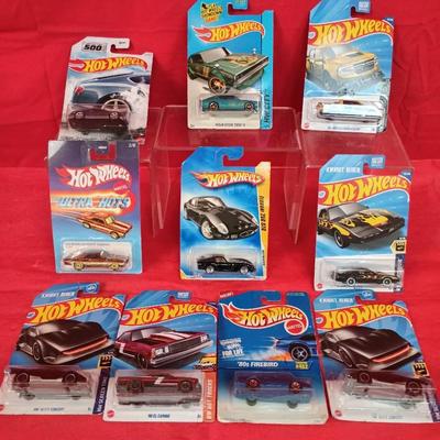 Hot Wheels City Nissan Skyline 2000GT-R W/ HW Toy Car Collection