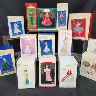 Hallmark Keepsake Ornaments: Barbies 