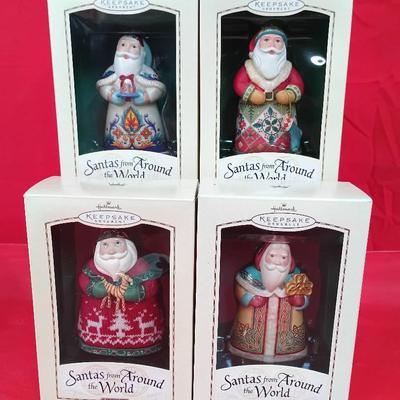 Hallmark Keepsake "Santa's From Around The World" 4pc Ornament Set