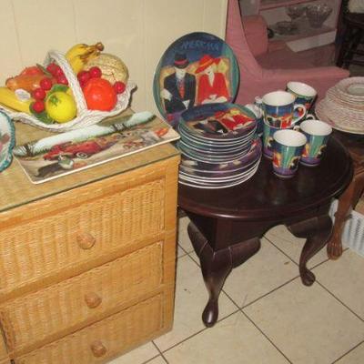 Steffans wicker mahogany and other end tables