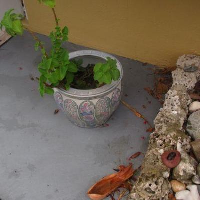 Steffans porcelain pot
