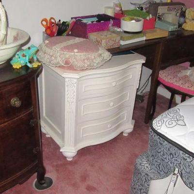 Steffans white end table sewing machine with table, stools and bed