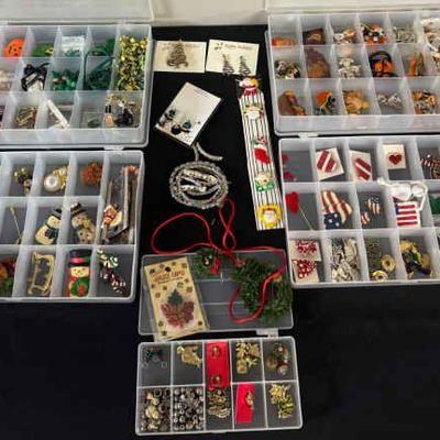 Festive costume jewelry