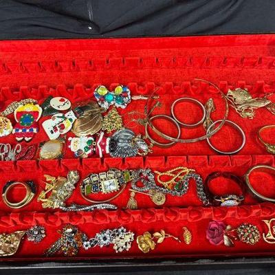 Mixed costume jewelry 2