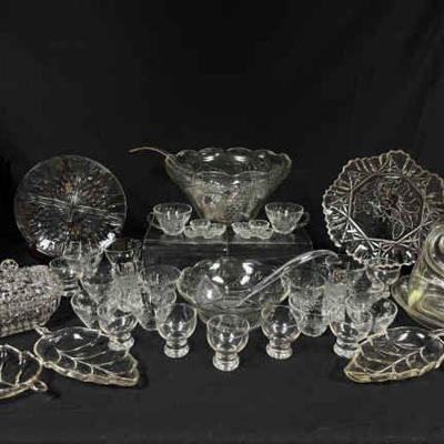 Punch bowls glassware