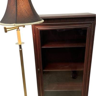 Bookcase lamp