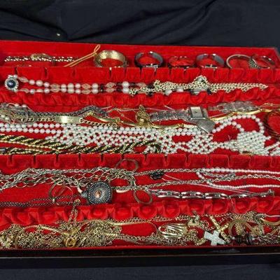Mixed costume jewelry 3