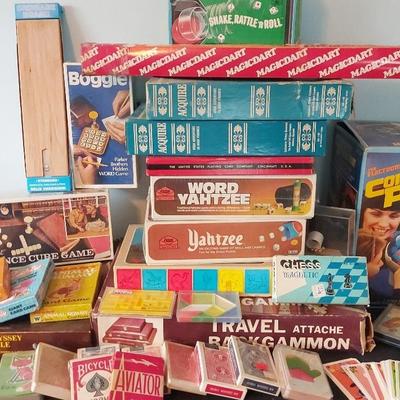 VINTAGE NEW AND USED BOARD GAMES, CARD GAMES, AND PUZZLE