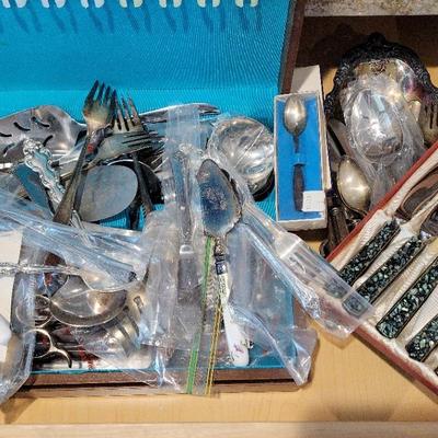MISCELLANEOUS CUTLERY 