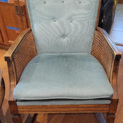 PRETTY VINTAGE ROCKING CHAIR 