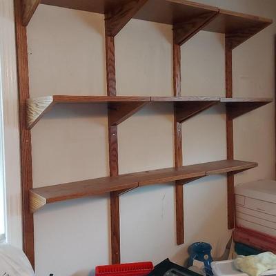 VINTAGE STYLE WALL MOUNTED ADJUSTABLE SHELVES 