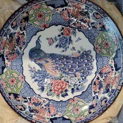 JAPANESE PORCELAIN PLATTER