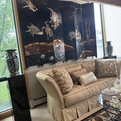 Henredon Beige Couch 