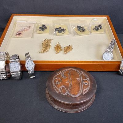 Brooches & Watches