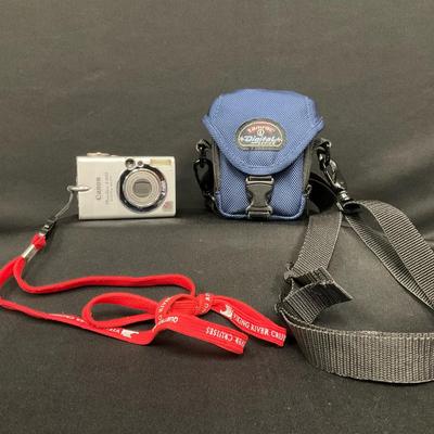 Canon Powershot S400 Digital Camera And Case