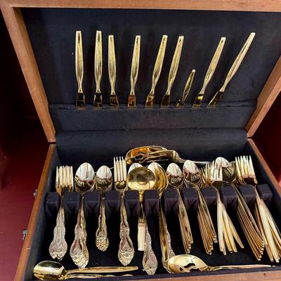 International Silver & Renee Gold Tone Cutlery Set