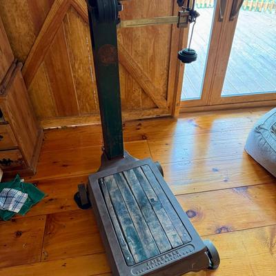 Vintage Fairbanks 500 lb Industrial Platform Scale