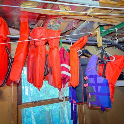 (8) Life Jackets