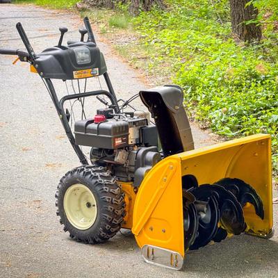 Cub Cadet 528 SWE Snow Blower