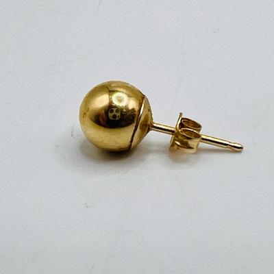 Single 14K Gold Stud Earring