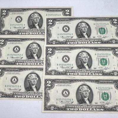 (6) Crisp 1976 Two Dollar Bills with Sequential Serial Numbers