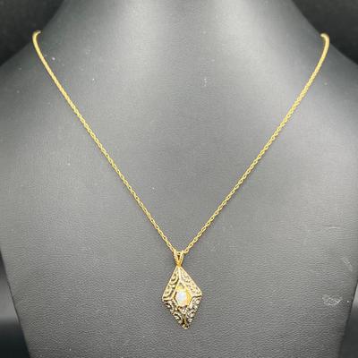 22” 14K Gold Fire Opal Pendant 