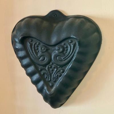 Vintage Cast Iron Heart-Shaped Decorative Mold