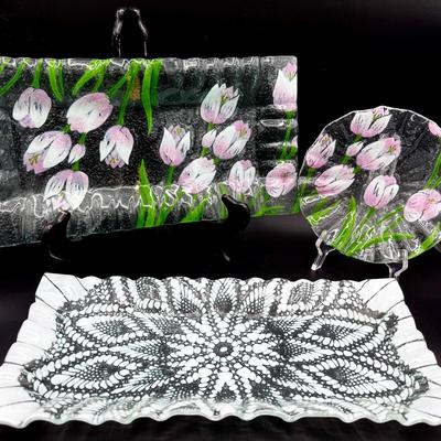 (3) Decorative Glass Plates – Floral & Lace Patterns