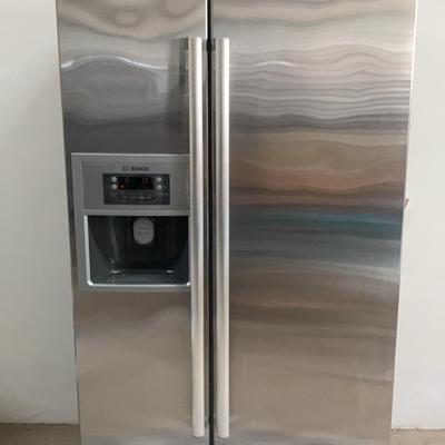 Refrigerator / BOSCH