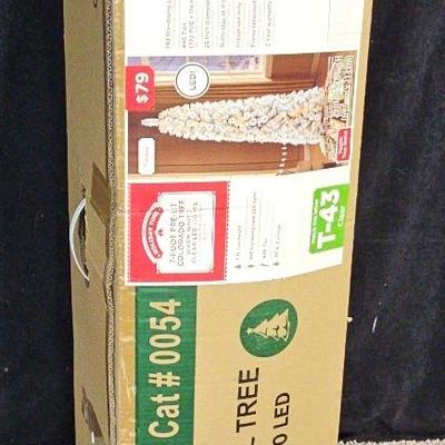 Holiday Time 'Colorado' 7' Pre-Lit LED Cristmas Tree