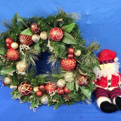 Christmas Wreath (1) + Santa Claus (1)