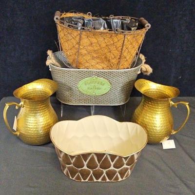 Mixed Metal Decor (5)