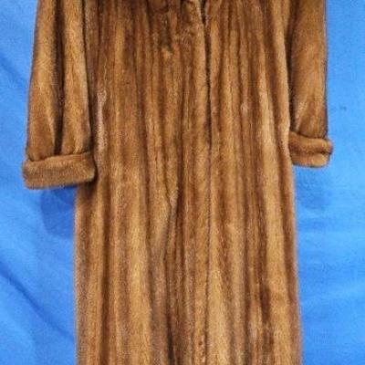 Carol & Mary Recillon Furs-Fur Women's 'Maxi' Coat (1) + Matching 'Pillbox' Hat (1)