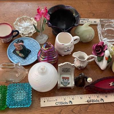 Lot of Assorted Decorative Items and Collectibles