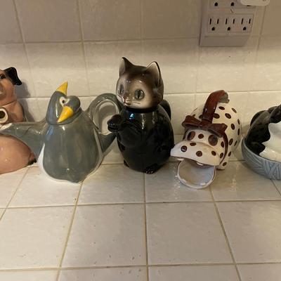 Collection of Animal Shaped Ceramic Teapots and Bowls